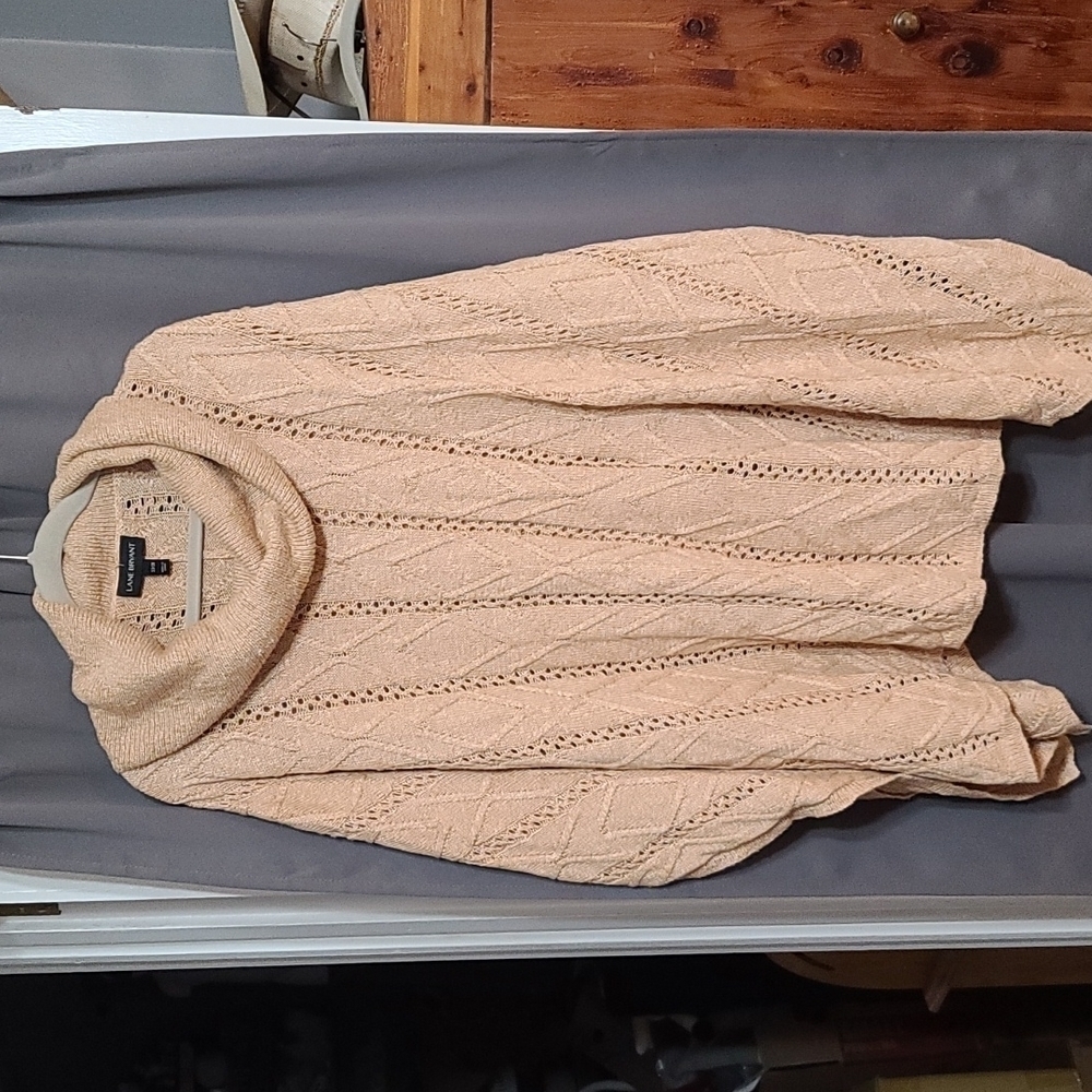 Lane Bryant Sweater Poncho Caramel/White Diamond Design Size 22/28 EUC